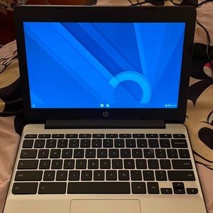 HP , chrome computer !